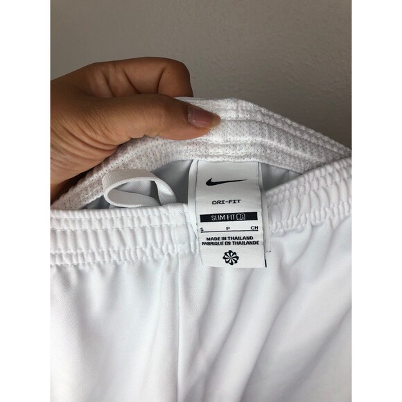 Nike Women’s Dry-Fit Slim Fit Shorts Size S - Picture 4 of 4